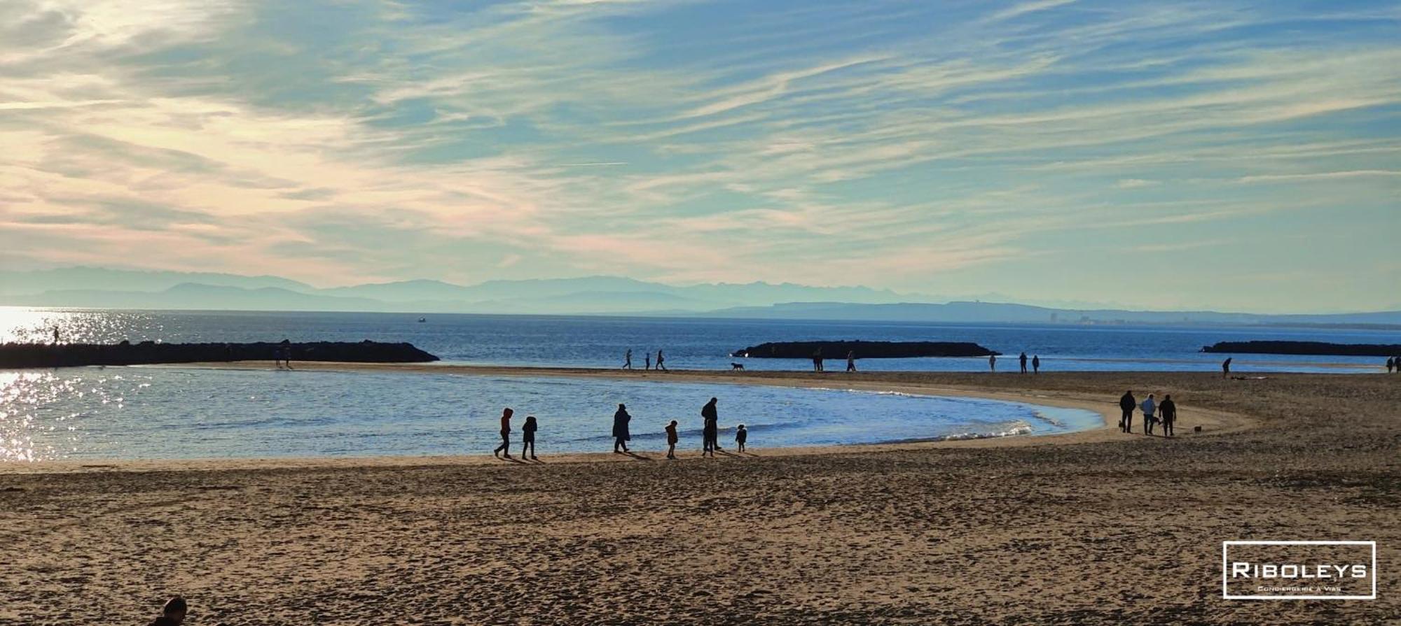 Grand T3 Neuf Climatise Avec Wifi A 100M De La Plage Vias Exteriér fotografie