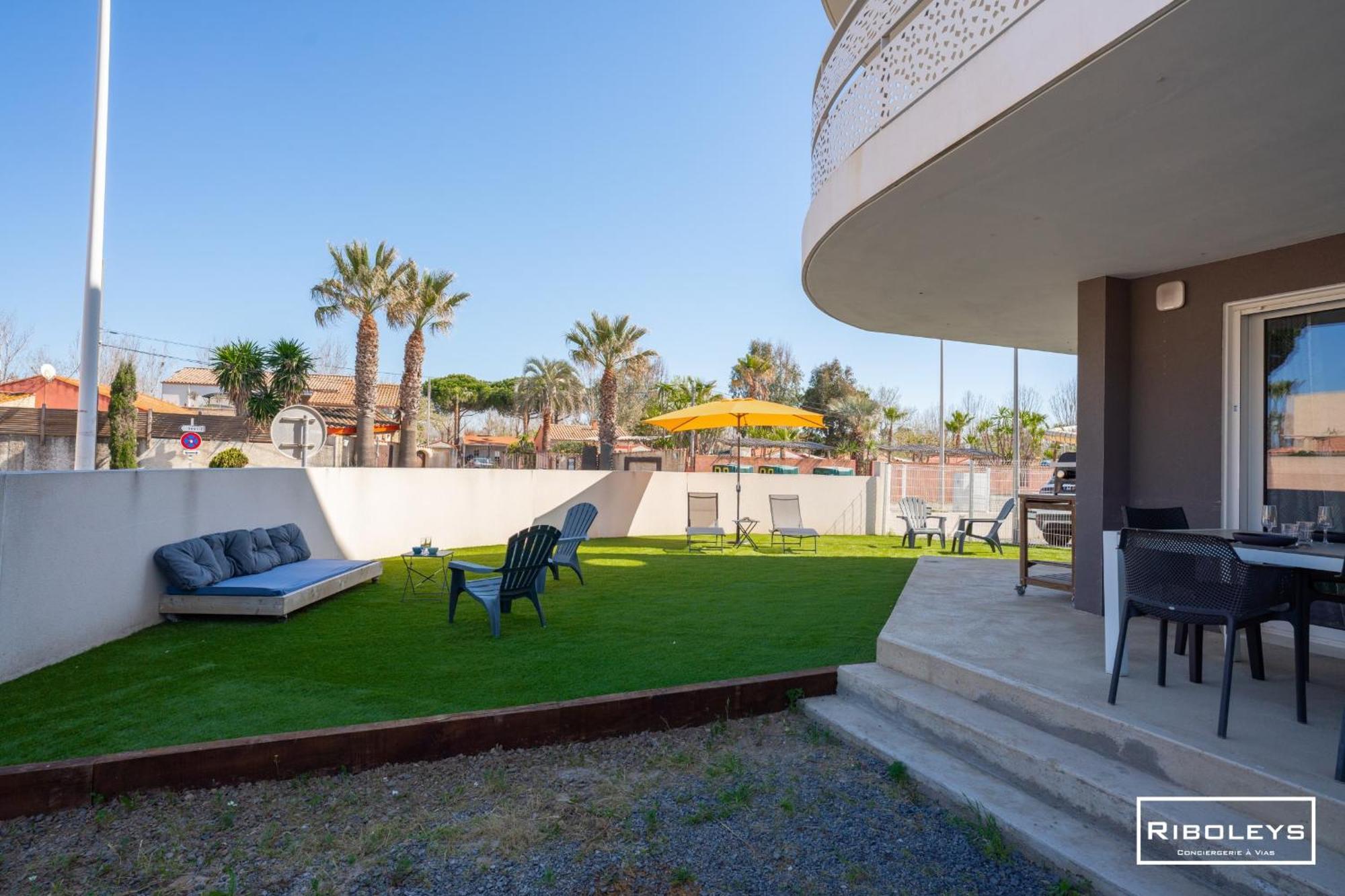 Grand T3 Neuf Climatise Avec Wifi A 100M De La Plage Vias Exteriér fotografie